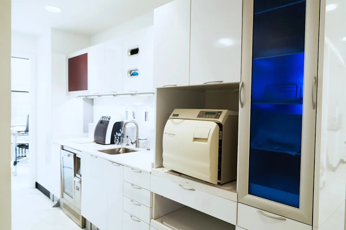 Aesthetic Dentistry of Manhattan - 3
