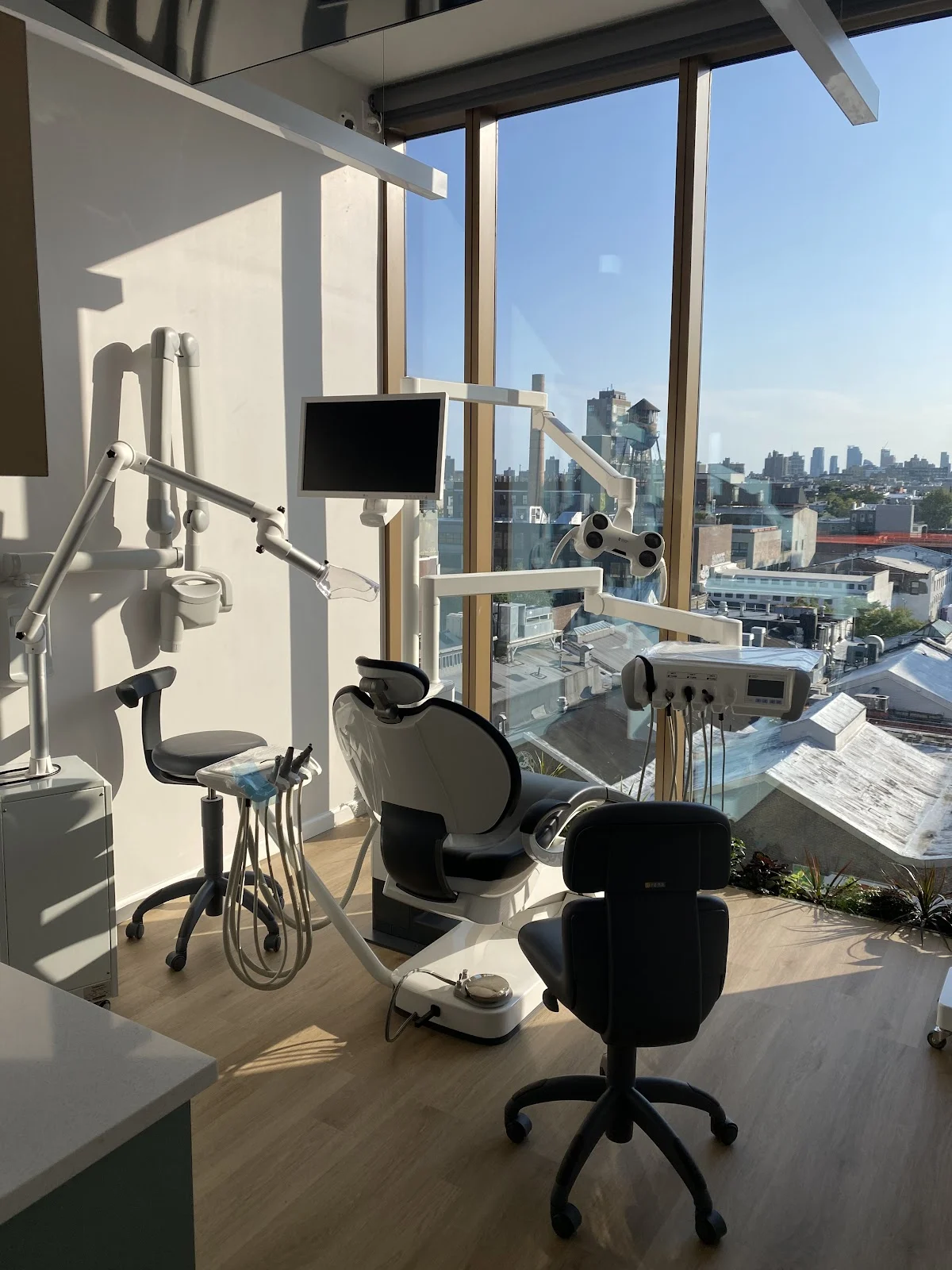 BowTie Dental Studio - 2