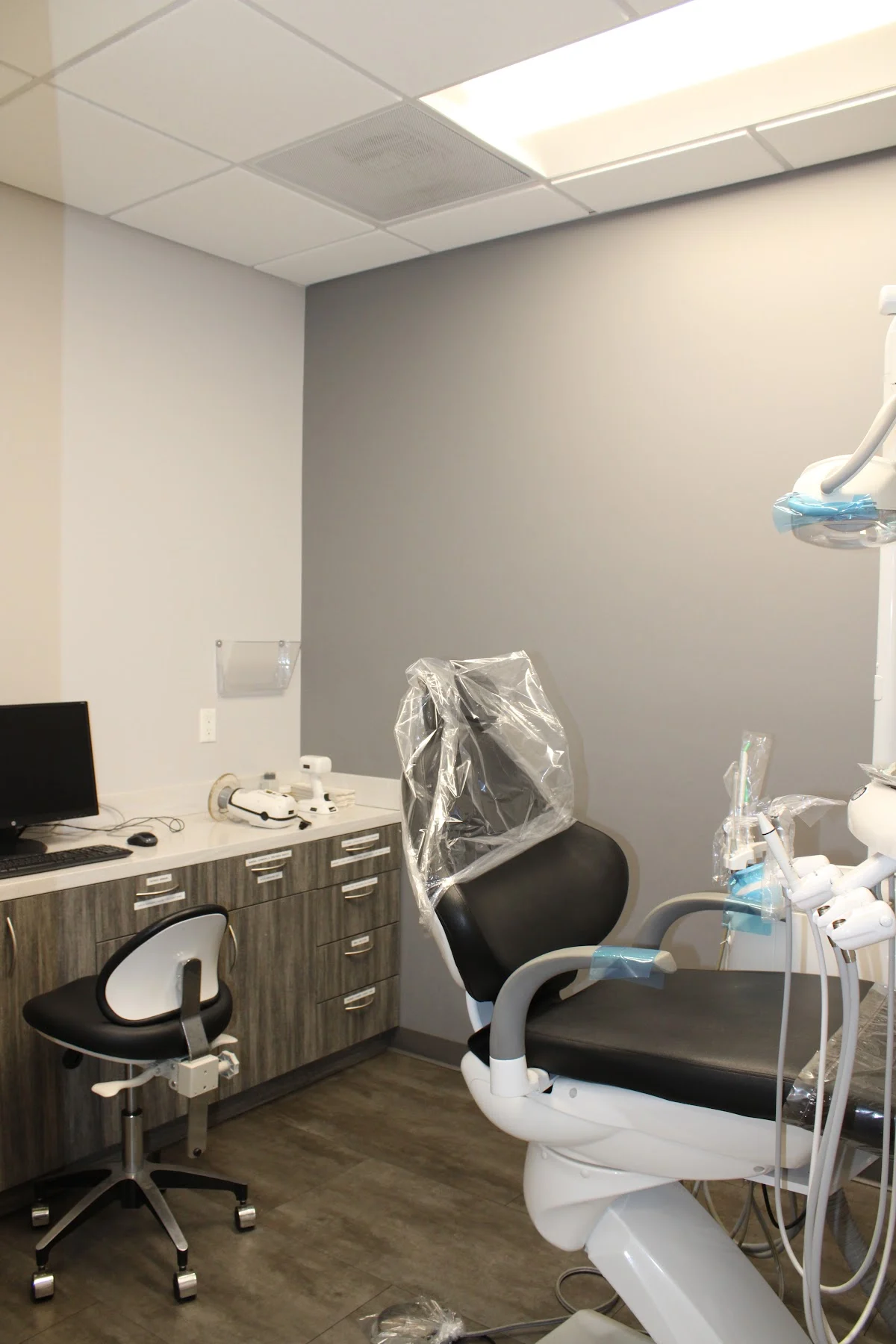 Comfort Dental Center - Los Angeles - 2