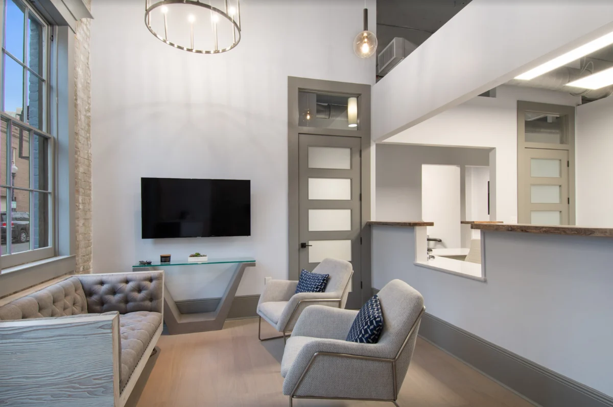 District Dental Spa - 2