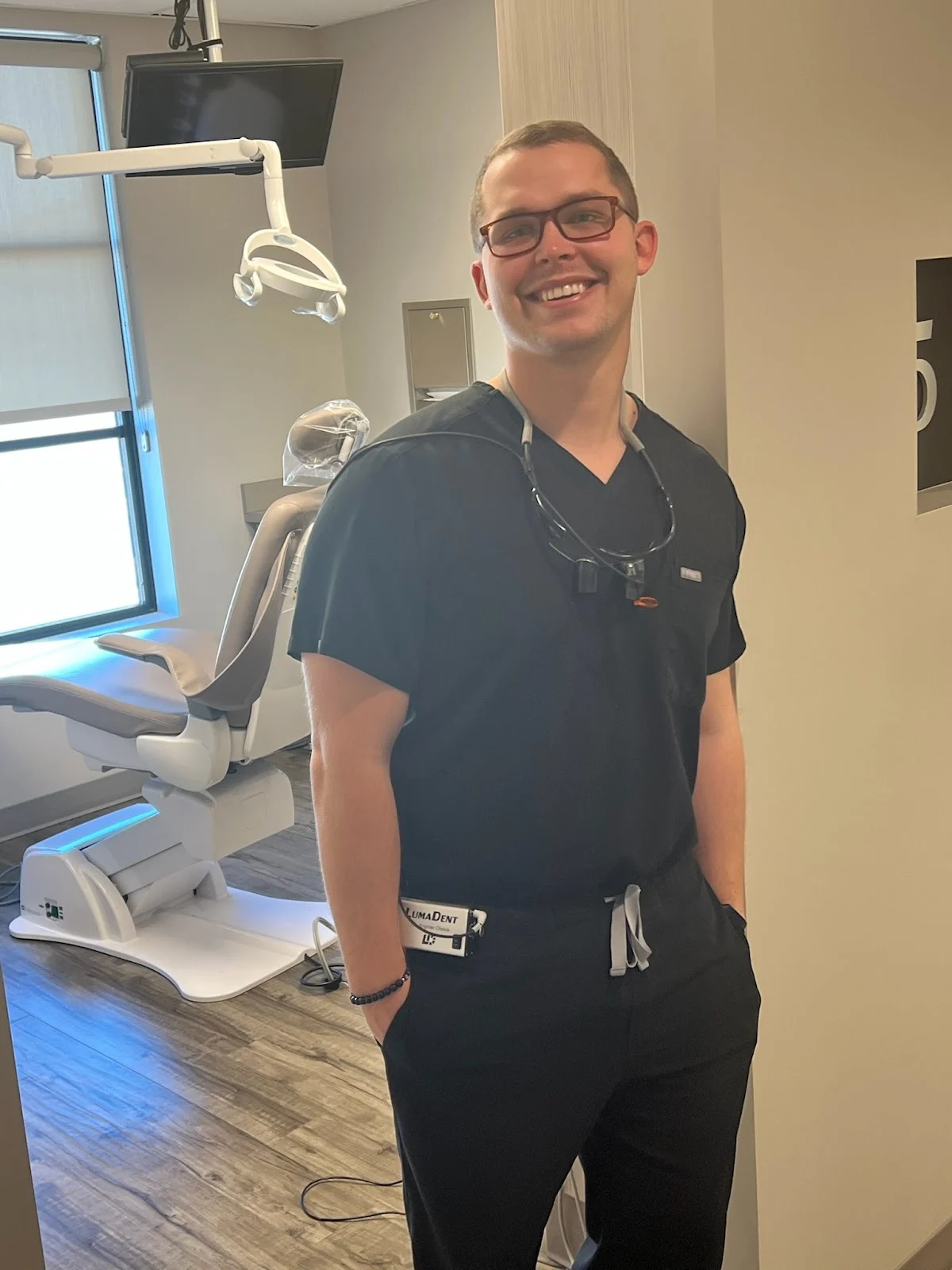 Dr. Jon Isaacson Invisalign® Dental Clinic - 2