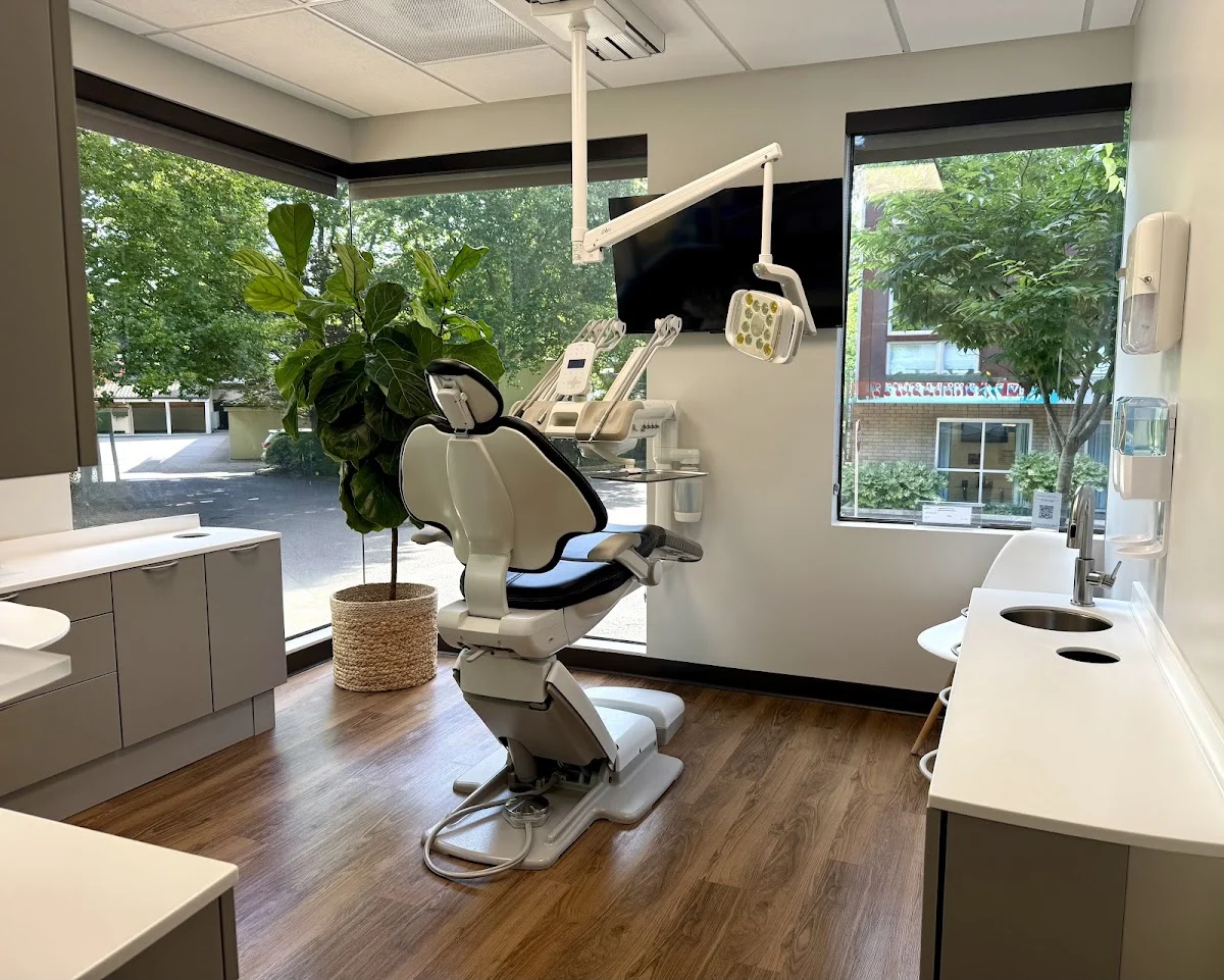 Geelan Dental Care - 2