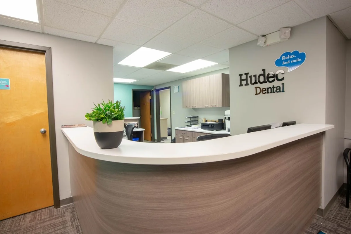 Hudec Dental