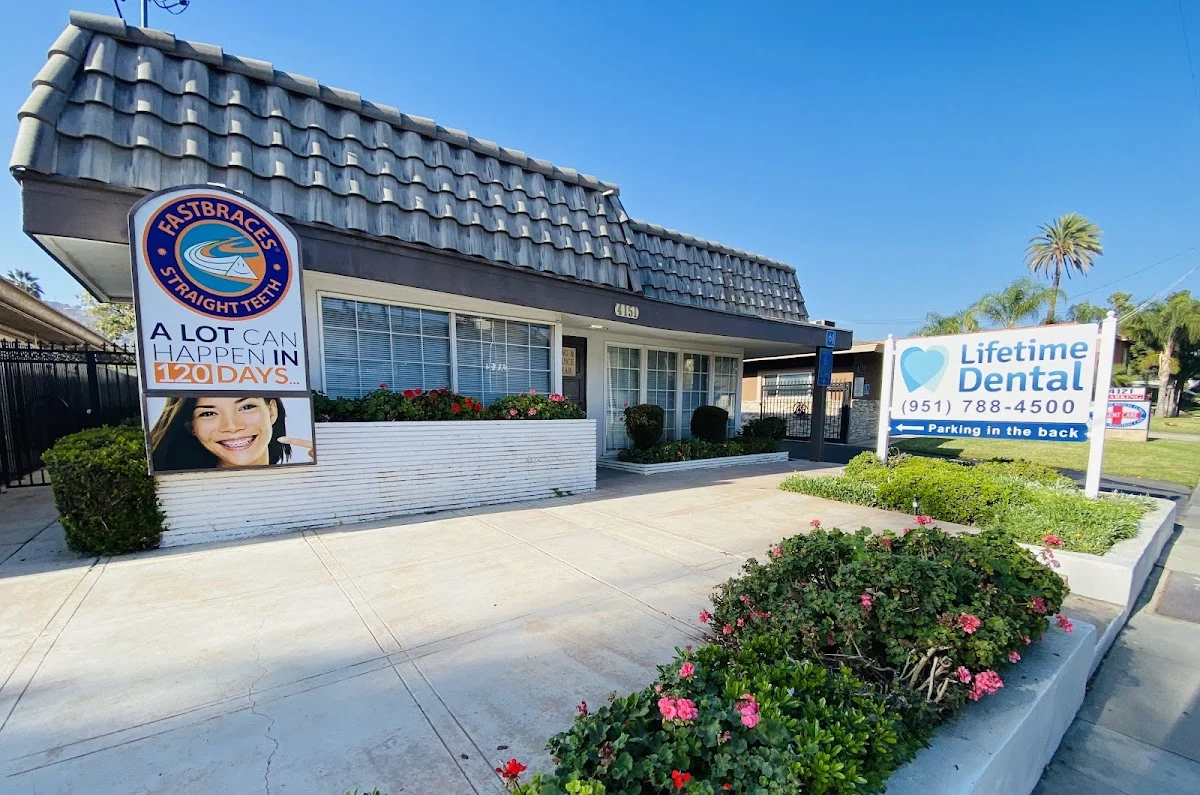 Lifetime Dental & Fastbraces