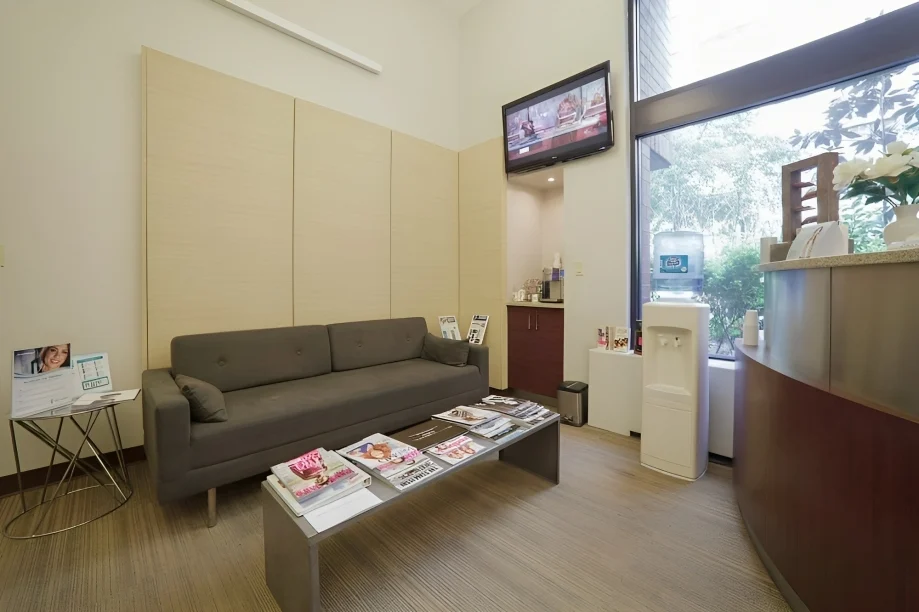 Luxury & Cosmetic Dentistry NYC - 3