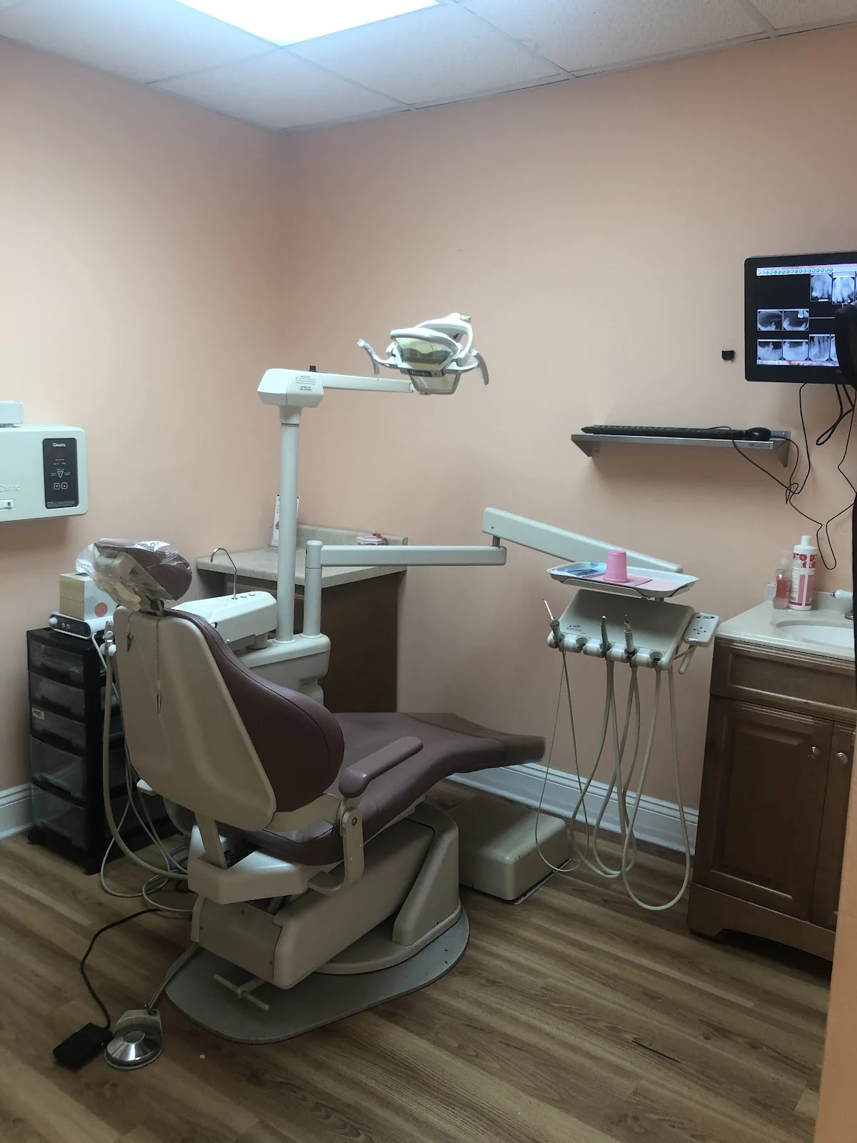Salinas & Ventura The Family Dentist Newark - 2