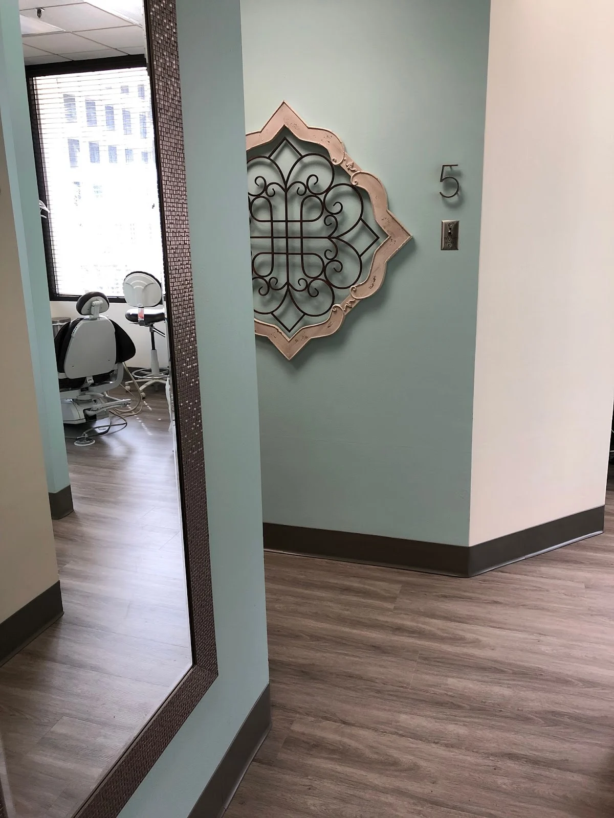 Skyway Dental of St Paul